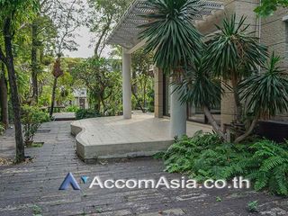For rent 4 bed house in Watthana, Bangkok