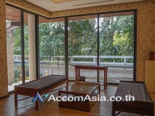 For rent 4 bed house in Watthana, Bangkok