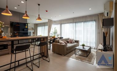 For sale 2 bed condo in Khlong Toei, Bangkok