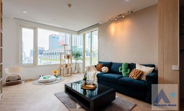 For sale 2 Beds condo in Pathum Wan, Bangkok
