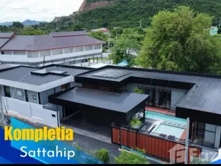 For sale 4 bed villa in Sattahip, Chonburi