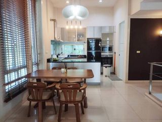 For rent 3 Beds townhouse in Wang Thonglang, Bangkok