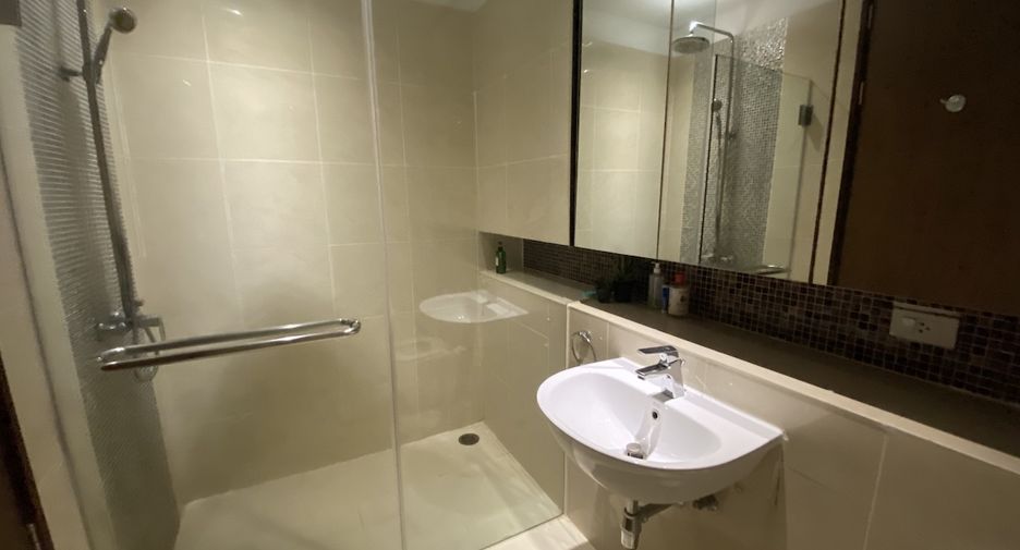 Wohnung zum Kauf mit 2 Zimmer in Khlong Toei, Bangkok
