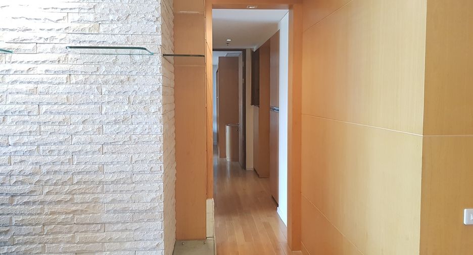 Wohnung zum Kauf mit 2 Zimmer in Khlong Toei, Bangkok