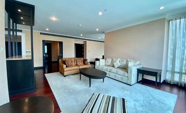 For rent 4 bed condo in Pathum Wan, Bangkok
