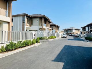 For sale 4 bed house in Bang Lamung, Chonburi