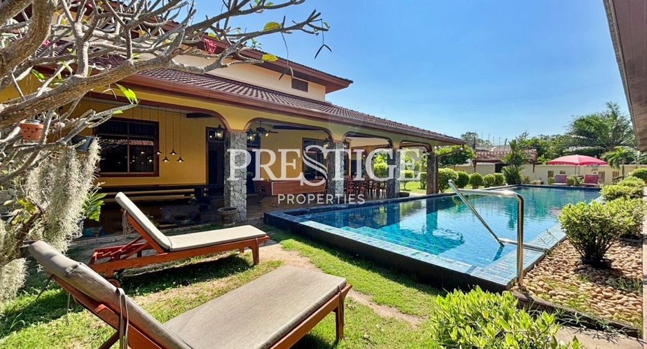 For sale 11 bedrooms retail Space in Bang Lamung, Chonburi