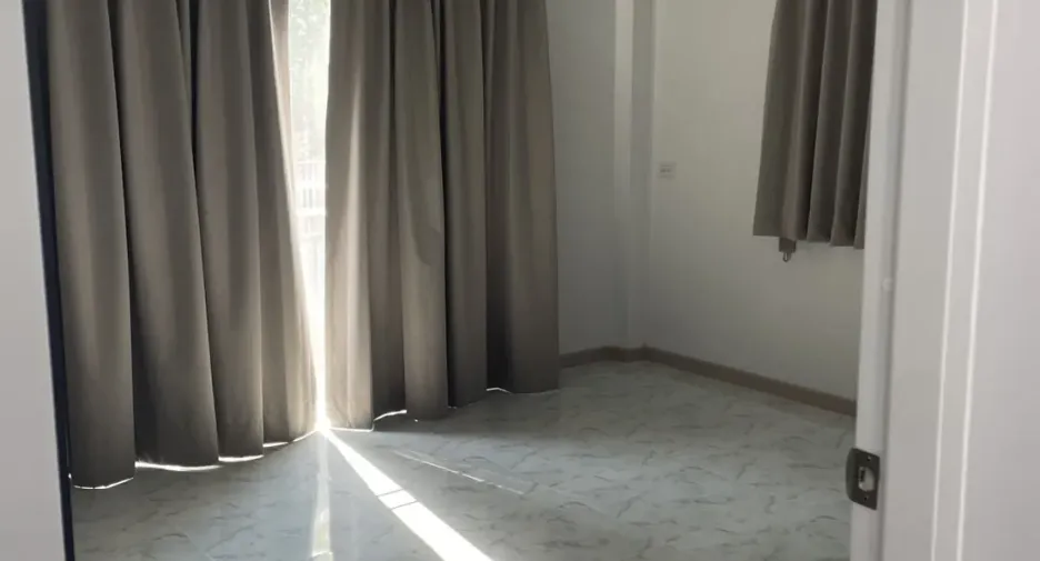 For rent 2 bed house in Ban Chang, Rayong