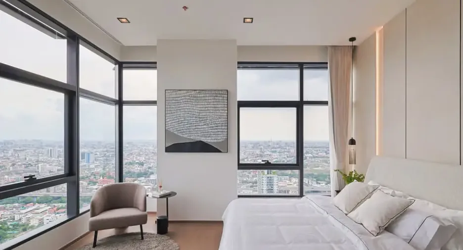 For sale 3 bedrooms condo in Ratchathewi, Bangkok