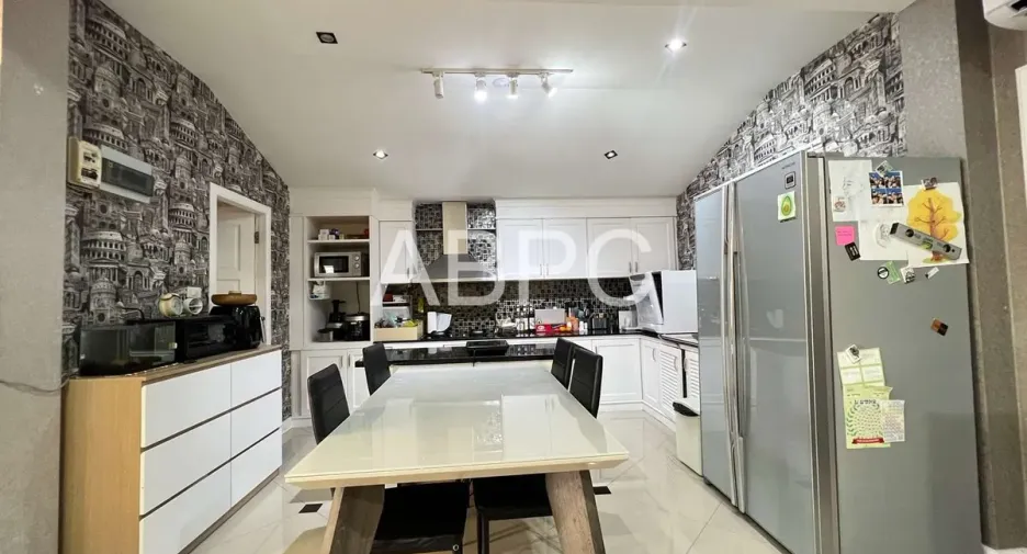 For rent and for sale 3 bedrooms house in Bang Lamung, Chonburi