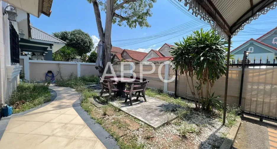 For rent and for sale 3 bedrooms house in Bang Lamung, Chonburi