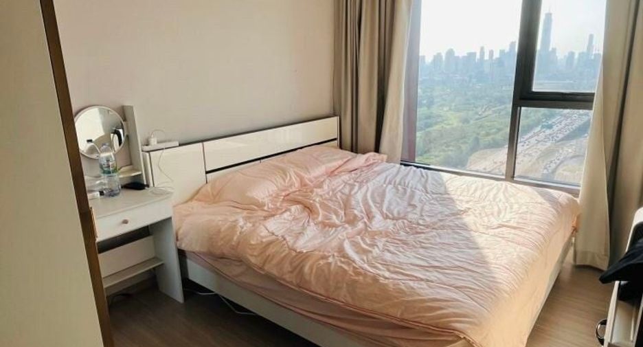 For sale 1 bed condo in Huai Khwang, Bangkok