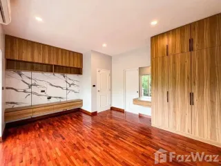 For sale 5 Beds villa in Mueang Phuket, Phuket