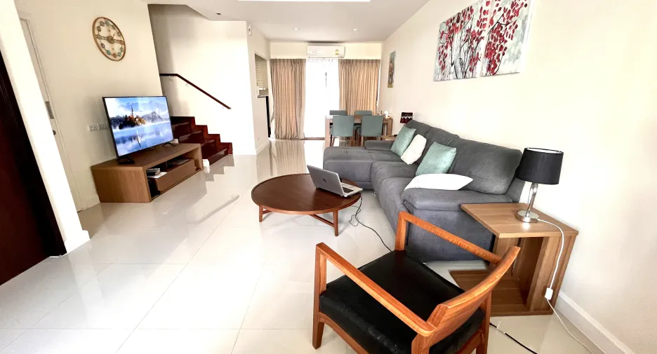 For rent 3 bed townhouse in Thalang, Phuket