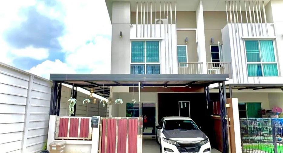 For rent 2 Beds townhouse in Phutthamonthon, Nakhon Pathom