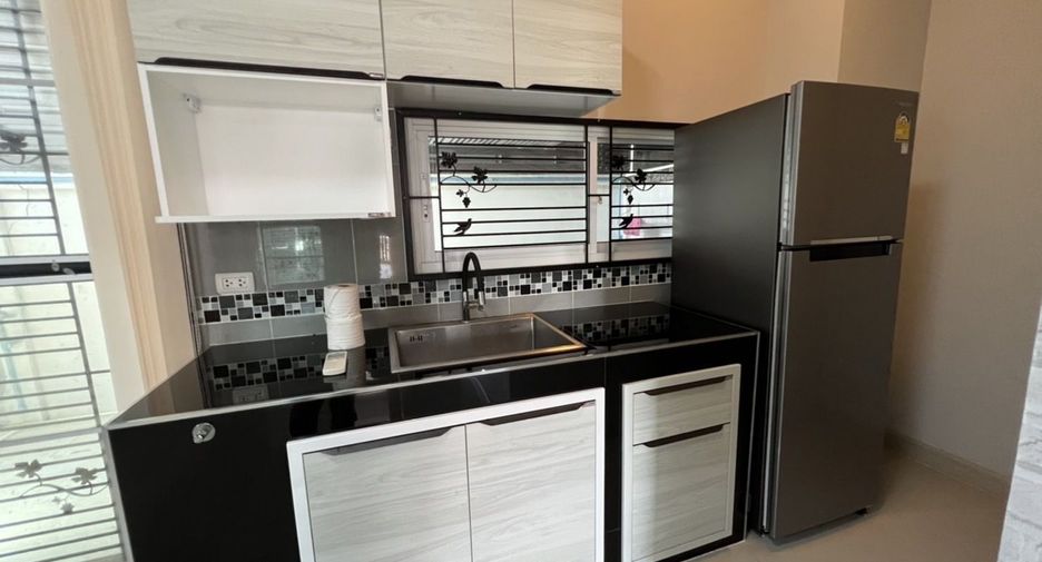 For rent 2 Beds townhouse in Phutthamonthon, Nakhon Pathom