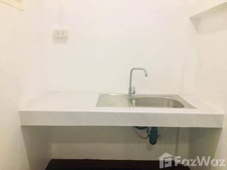 For sale 2 Beds townhouse in Mueang Lop Buri, Lopburi