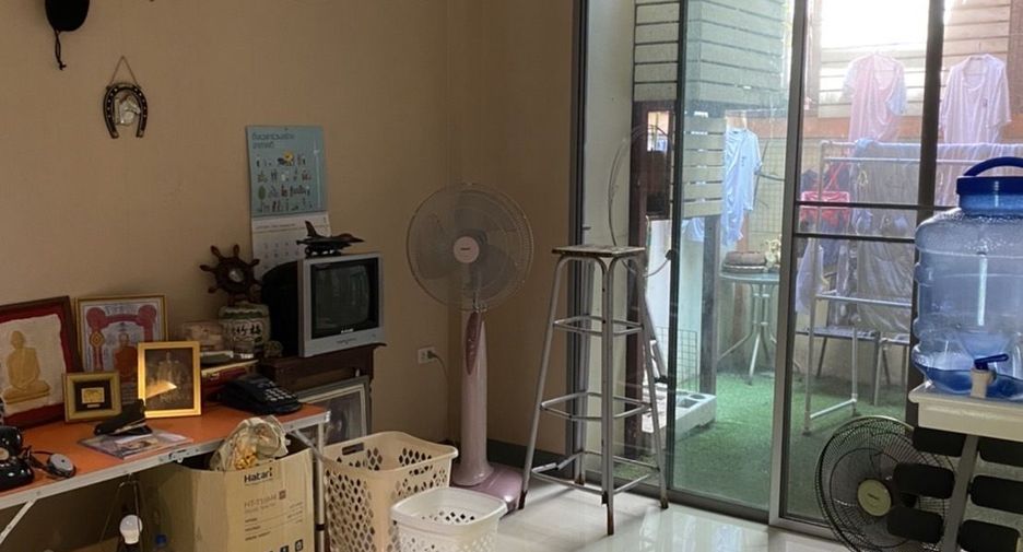 For sale 4 Beds townhouse in Bang Kruai, Nonthaburi
