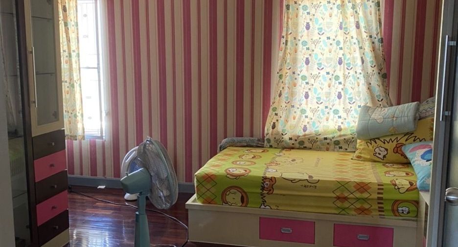 For sale 4 Beds townhouse in Bang Kruai, Nonthaburi