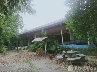 For sale 5 bed house in Chai Badan, Lopburi
