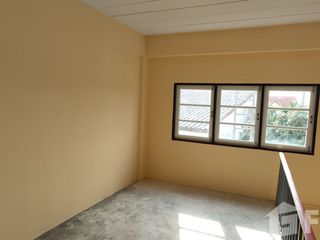 For rent 4 bed townhouse in Bang Pakong, Chachoengsao