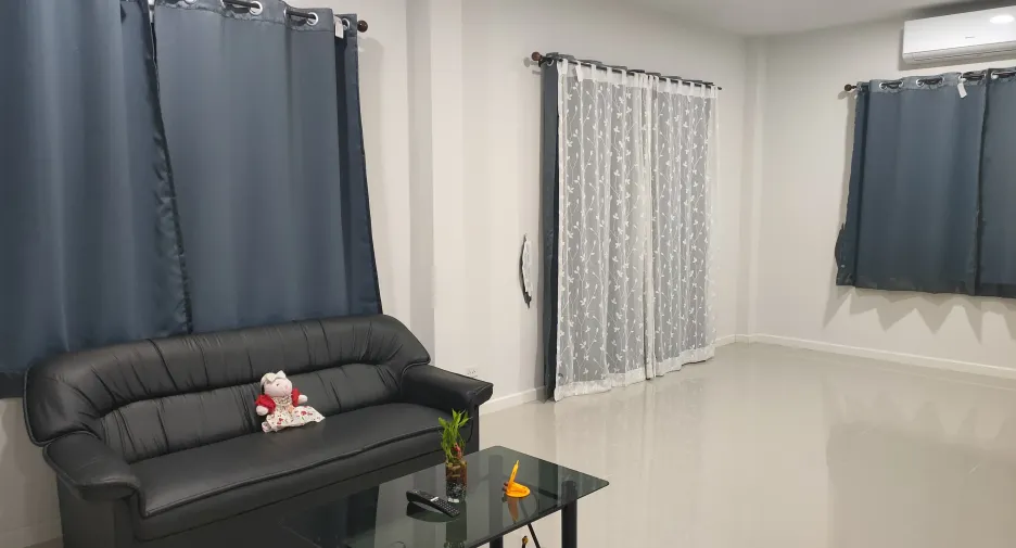 For rent 3 bed house in Mueang Nakhon Ratchasima, Nakhon Ratchasima