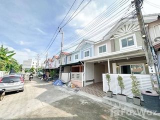 For sale 4 Beds townhouse in Bang Yai, Nonthaburi