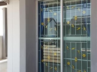 For rent 2 bed townhouse in Si Maha Phot, Prachin Buri