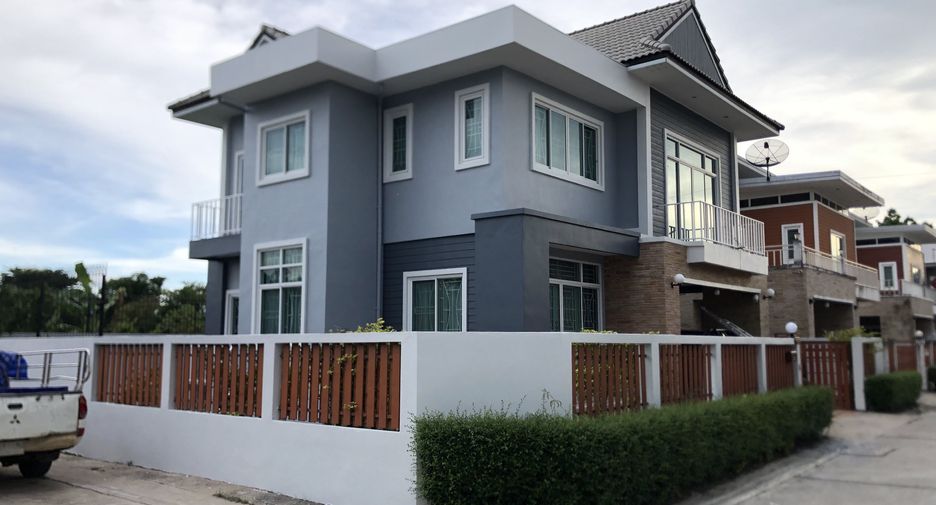 For sale 5 bed house in Phan Thong, Chonburi