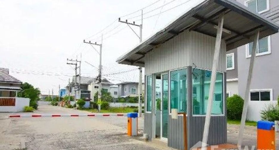 For sale 5 bed house in Phan Thong, Chonburi