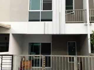 For rent 2 bed townhouse in Phutthamonthon, Nakhon Pathom