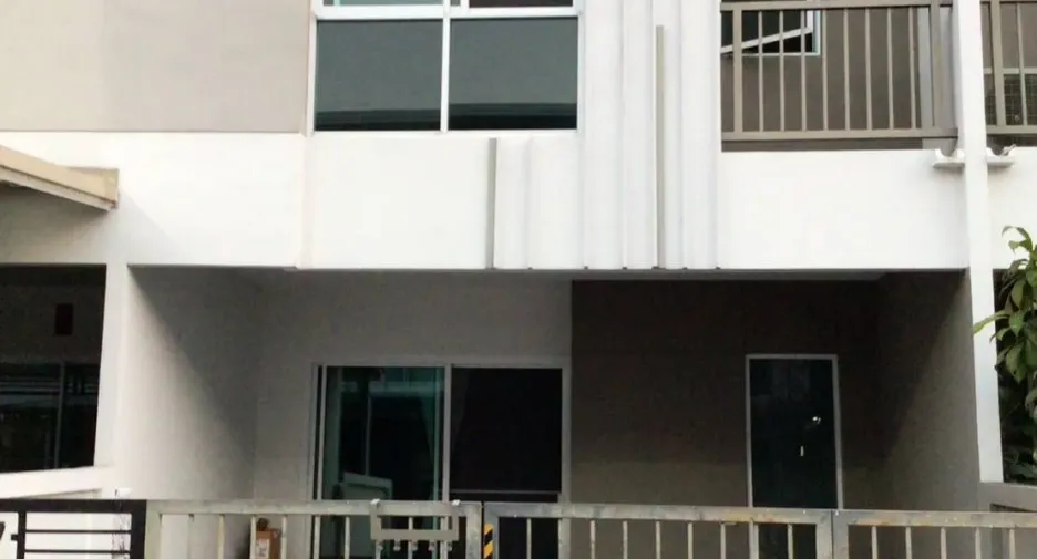 For rent 2 Beds townhouse in Phutthamonthon, Nakhon Pathom