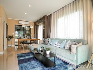 For sale 4 Beds townhouse in Sam Phran, Nakhon Pathom