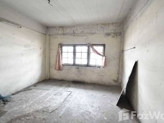 For sale 3 bed retail Space in Mueang Samut Sakhon, Samut Sakhon