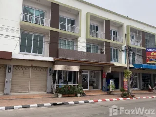 For sale 5 bed retail Space in Mueang Kamphaeng Phet, Kamphaeng Phet