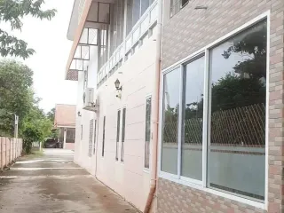 For sale 5 bed house in Mueang Udon Thani, Udon Thani