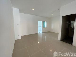 For sale 4 bed house in Phutthamonthon, Nakhon Pathom