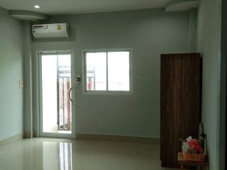 For sale 3 bed townhouse in Hat Yai, Songkhla