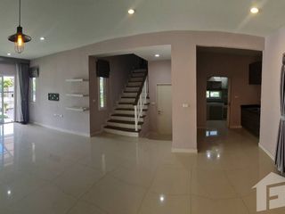 For rent 4 bed house in Mueang Nakhon Ratchasima, Nakhon Ratchasima