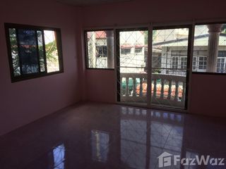 For sale 4 bed house in Mueang Yasothon, Yasothon
