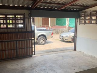 For sale 2 bed townhouse in Mueang Phichit, Phichit