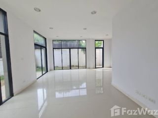 For sale 4 bed townhouse in Mueang Nonthaburi, Nonthaburi