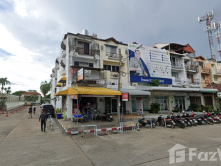 For sale 3 bed townhouse in Mueang Pattani, Pattani