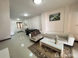 For rent 2 bed townhouse in Sam Phran, Nakhon Pathom