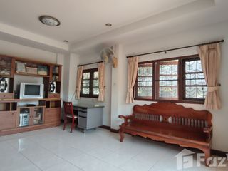 For sale 5 bed house in Mueang Yasothon, Yasothon