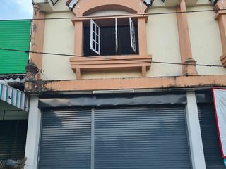 For sale 5 bed townhouse in Ban Hong, Lamphun