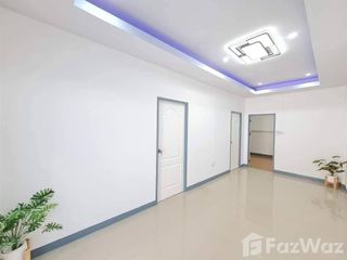 For sale 2 bed townhouse in Krathum Baen, Samut Sakhon