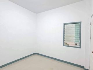 For sale 2 bed townhouse in Krathum Baen, Samut Sakhon