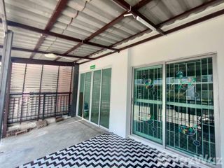 For rent 3 bed townhouse in Sam Phran, Nakhon Pathom