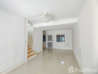 For rent 3 bed townhouse in Sam Phran, Nakhon Pathom